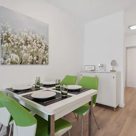 Am Nordpark, Klinik-uni-nah *