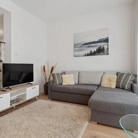 Am Nordpark, Klinik-uni-nah * Ερφούρτη