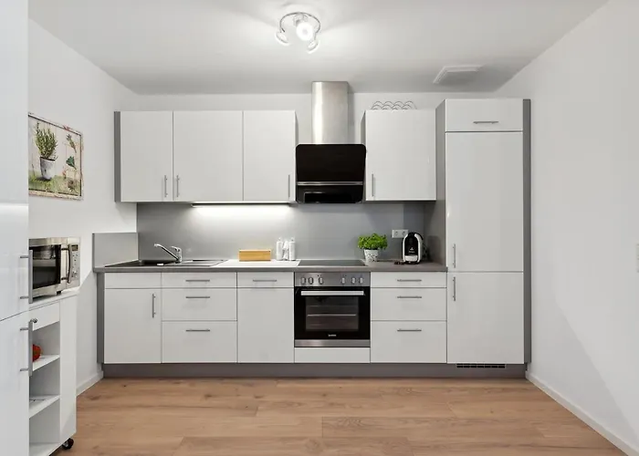 Am Nordpark, Klinik-uni-nah * Erfurt